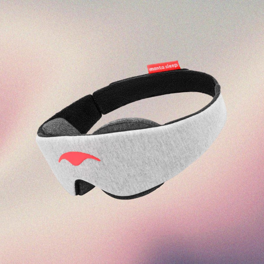 Маска для сна Manta Sleep на градиентном фоне